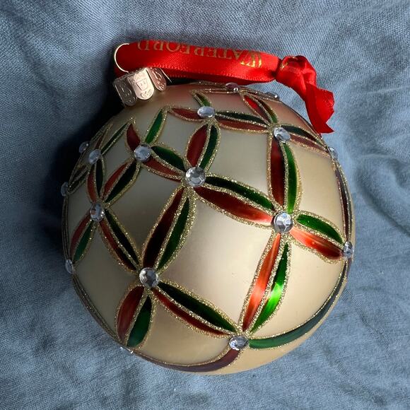 Waterford Holiday Heirlooms Wedge Ball Christmas Ornament 153744 Boxed 4 Inches - Picture 3 of 11